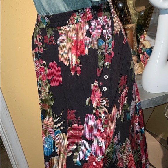 Boho floral maxi skirt - Picture 3 of 6